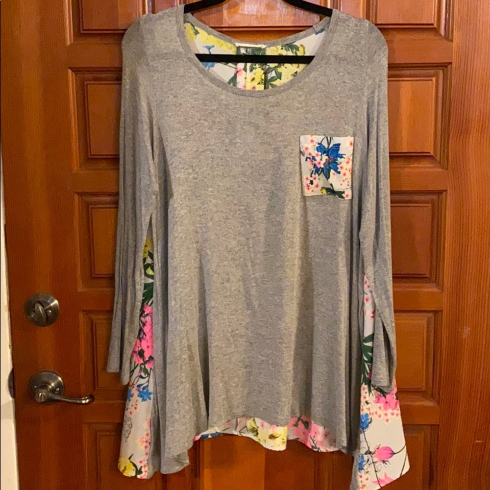 Long sleeve shirt
